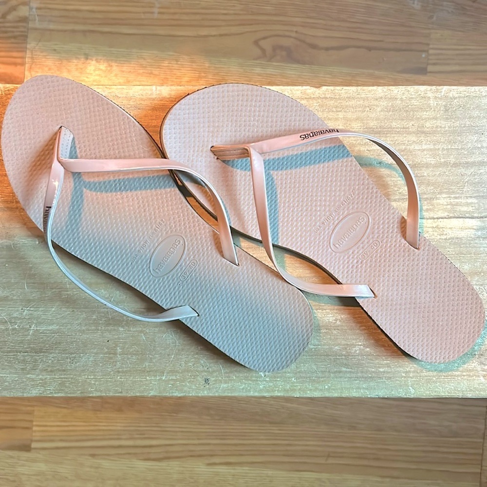 havaianas women's You Metallic Flip Flops